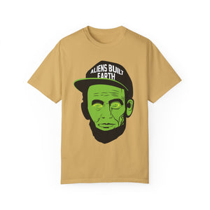 Big Face EYES Alien Unisex Garment-Dyed T-shirt